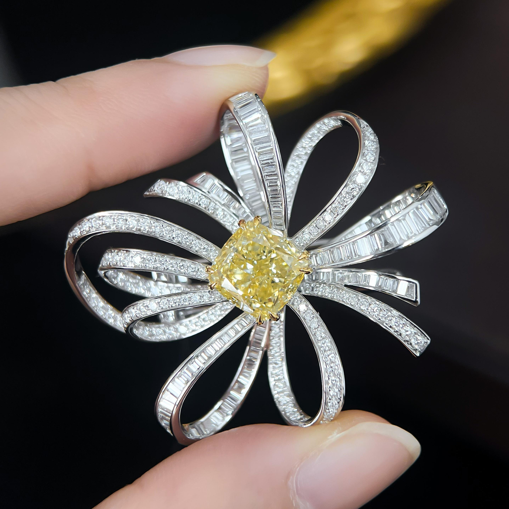Brooch 2